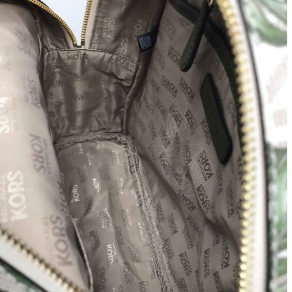 Michael kors medium Backpack - Picture 5 of 8